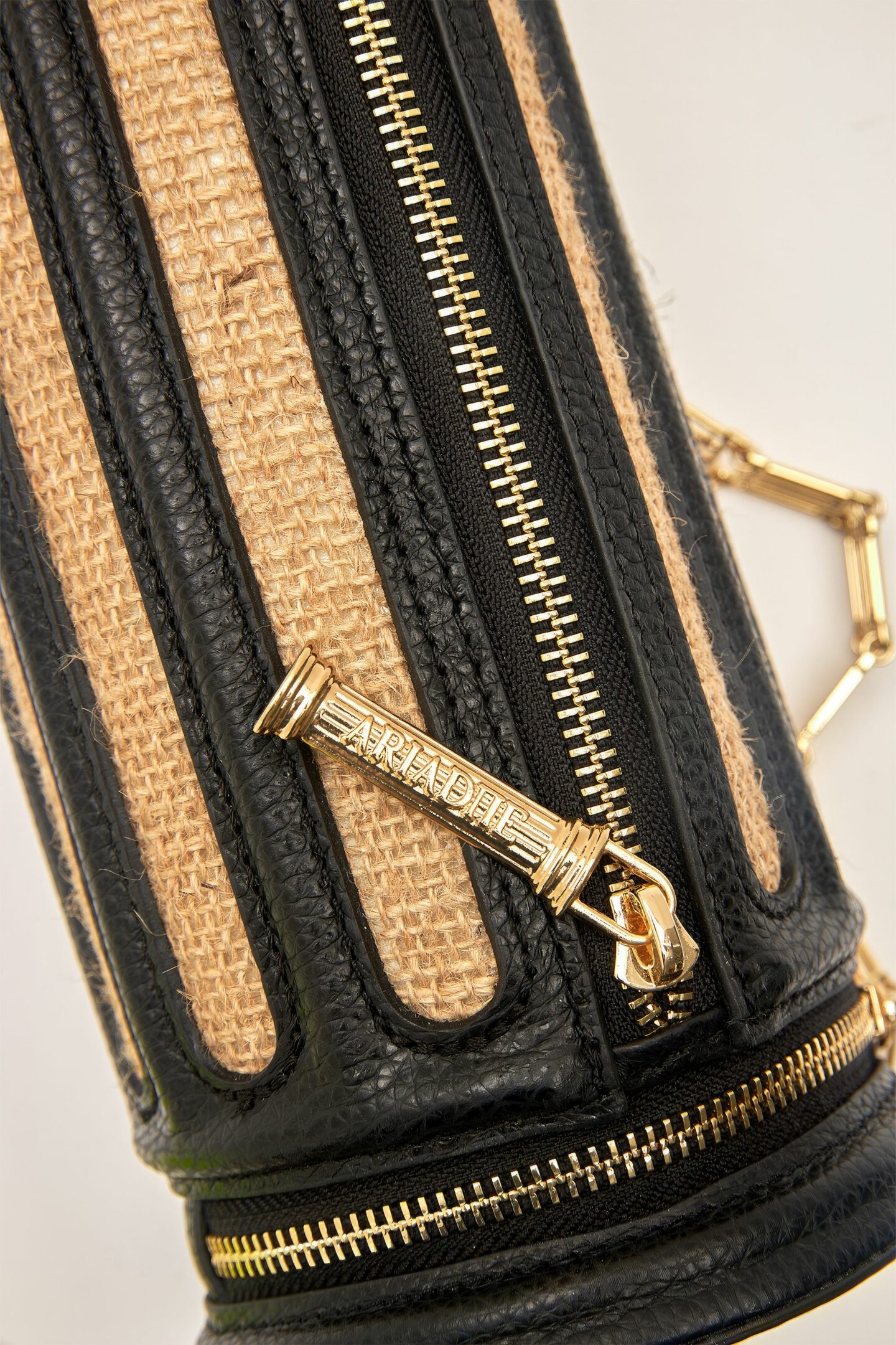 DORIC BLACK - Image 6