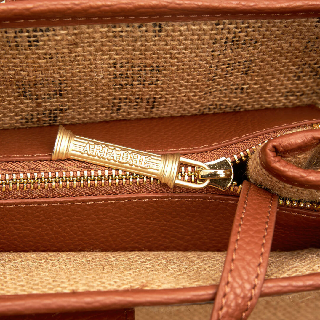 8 Ariadne Ecom 0005 31 10 2023 Aestas11 01 2024 Ariadne Stilllife Pep Bornova15289 Pep Bornova gigapixel standard scale 2