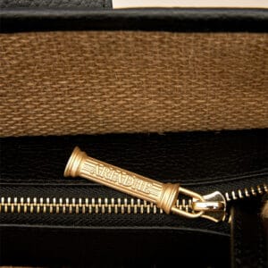 MINOS BLACK